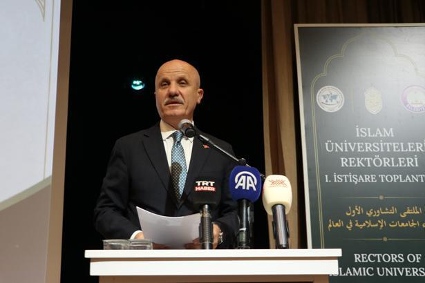 Filistinli öğrenciler ve hekimler için yeni adım! YÖK Başkanı Özvar açıkladı