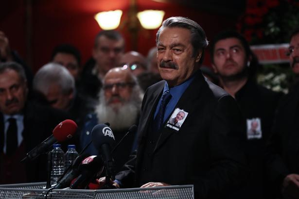 Yeşilçamın karizmatik jönü İşte Kadir İnanırın iz bırakan yolculuğu...