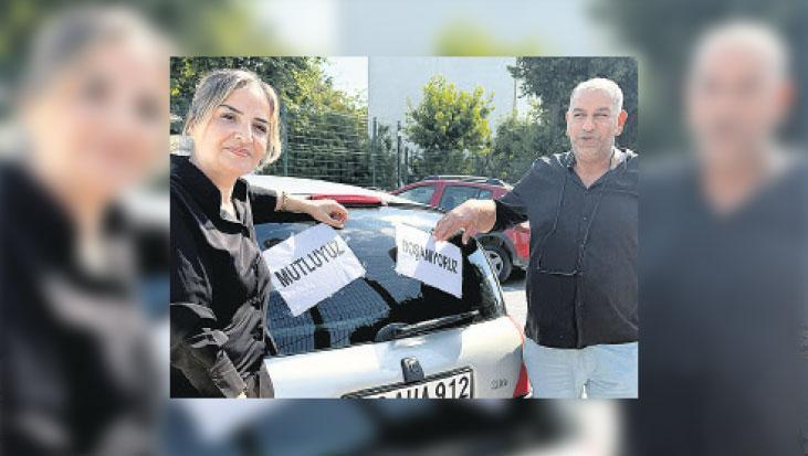 Düğüne gider gibi boşanmaya gittiler