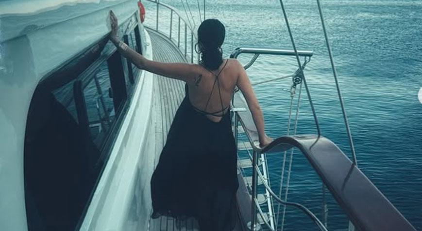 Deniz Çakır, eşi Bilgehan Baykal ile tekne tatilinde: Hazirandan kalanlar
