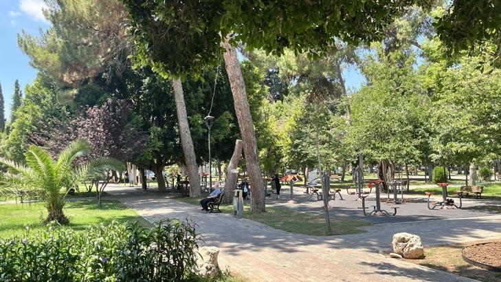 Kentte sokağa çıkan ne yapacağını şaşırdı: Burası cehennem