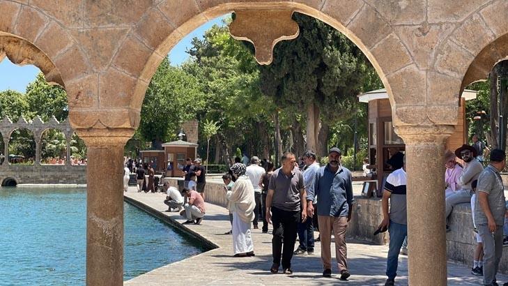 Kentte sokağa çıkan ne yapacağını şaşırdı: Burası cehennem