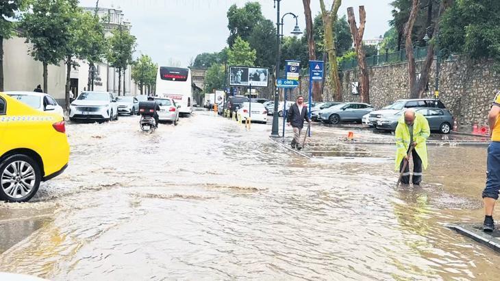 İstanbul’da sağanak esareti