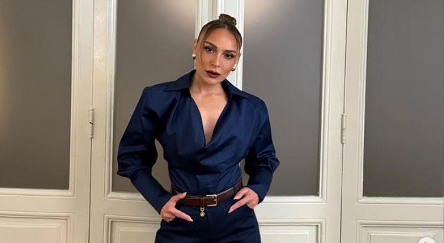 Ziynet Sali sahnede hıçkıra hıçkıra ağladı Duygusal anlar geceye damga vurdu