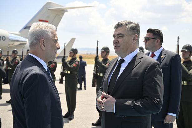 NATO Zirvesi başladı Dünya liderleri peş peşe Ankaraya geliyor