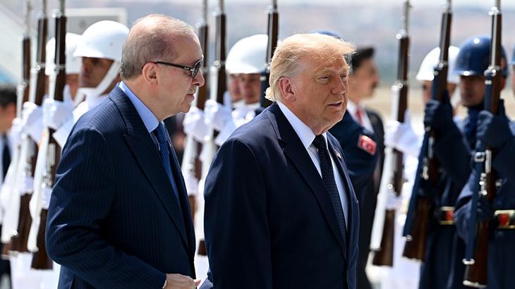ABD Başkanı Trump NATO Zirvesi için Ankarada Havalimanında dikkat çeken diyalog ABD Başkanı Trump NATO Zirvesi için Ankarada Havalimanında dikkat çeken diyalog