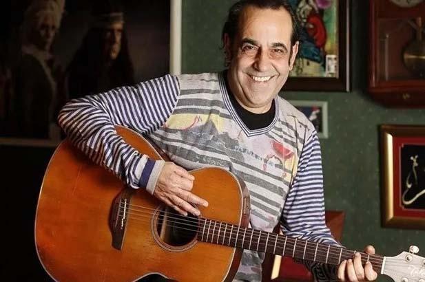 Özkan Uğur vefatının üçüncü yılında anıldı: Yokluğun ne büyük eksiklik