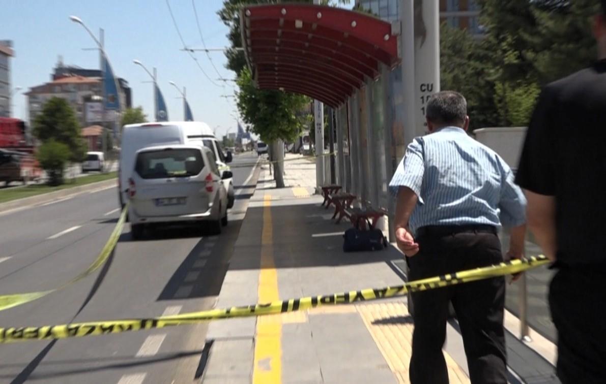 Malatya'da sahipsiz çanta alarmı! Fünyeyle patlatılacaktı, sahibi son anda koşarak geldi