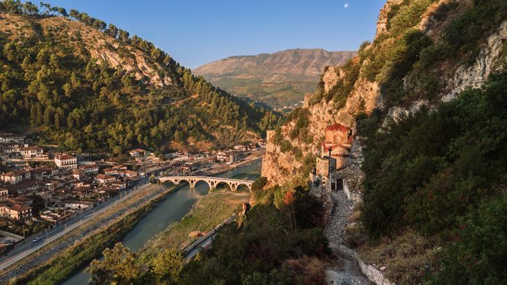 Az bütçeyle çok gezmek isteyenlere İşte 2026nın en ucuz tatil rotaları