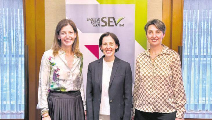 SEV’den başarılı öğrencilere burs