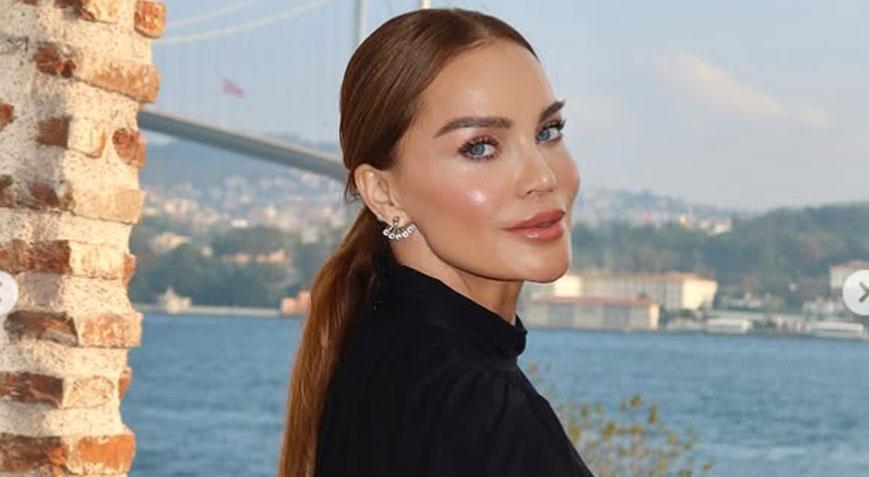 Ebru Şallı ve oğlu Berenden hayran bırakan kare Görenler abla-kardeş sandı