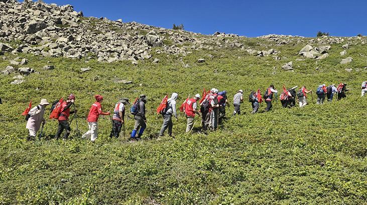 Sivas'ta 15 Temmuz şehitleri anısına Yıldız Dağı'na tırmanış gerçekleştirildi
