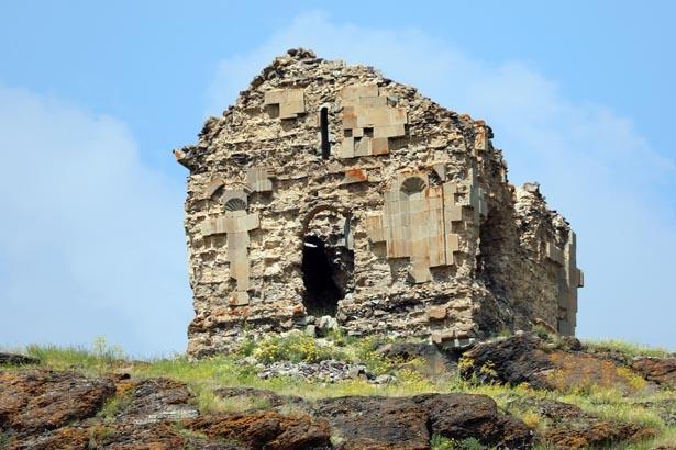 ÇEŞİTLİ ONARIMLARLA GÜNÜMÜZE KADAR ULAŞABİLMİŞ