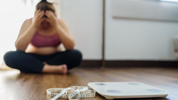 Her öğünün merkezine proteini koydu