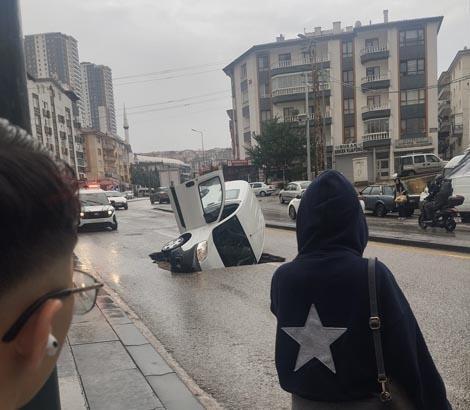 35 ilde alarm! Yollar göle döndü, araçlar sürüklendi: Bodrum kattakiler evde durmasın