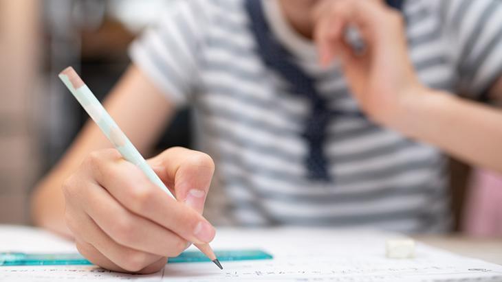 Sınava hazırlanan çocuğa nasıl yaklaşılmalı İşte ebeveynler için iletişim rehberi