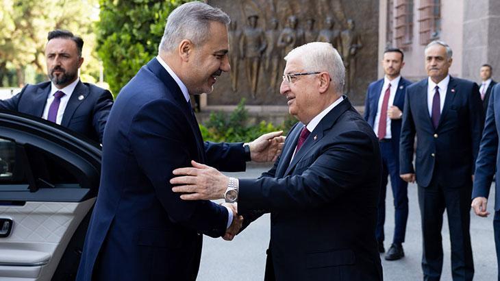 Dışişleri Bakanı Hakan Fidan, Milli Savunma Bakanı Güler ile Ankara'da görüştü
