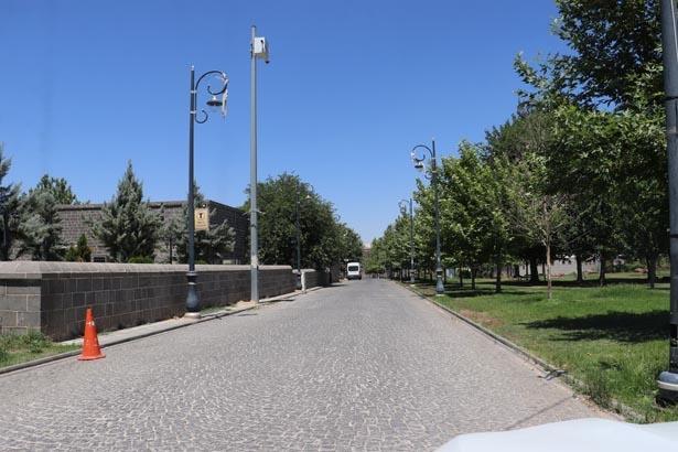 Sokaklar boşaldı, kente gelenler şaşkın: Sosyal medyada tıklım tıklım