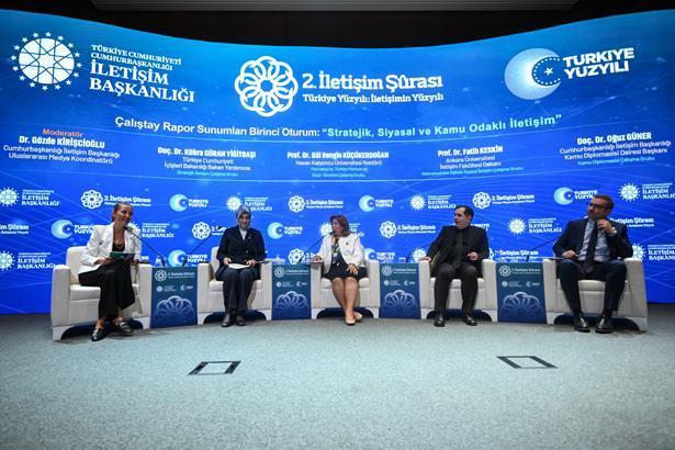 2. İletişim Şurası sürüyor! Uzmanlardan yeni dönem için tespit: 'Veri, modern petroldür'
