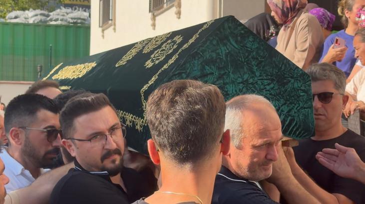 Gözyaşları sel oldu MasterChef şampiyonu Eren Kaşıkçı son yolculuğuna uğurlandı