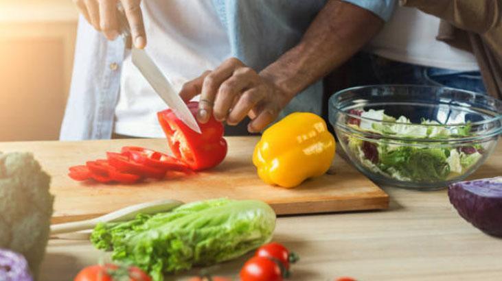 Ne fırın ne ocak kirletiyor Akşama ne pişirsem derdi yok: Nefis menü