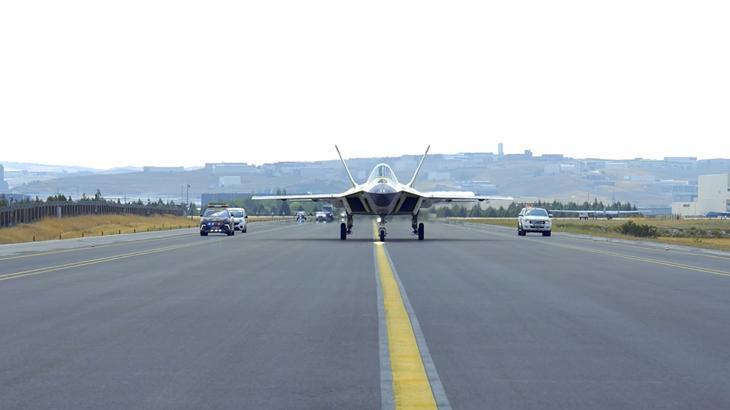 TUŞAŞ KAANın taksi testi yaparken yeni görüntülerini paylaştı