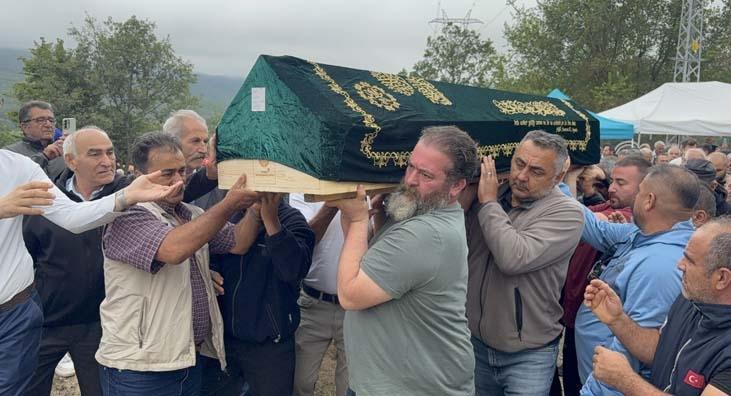 CENAZEDE GÖZYAŞLARI SEL OLDU