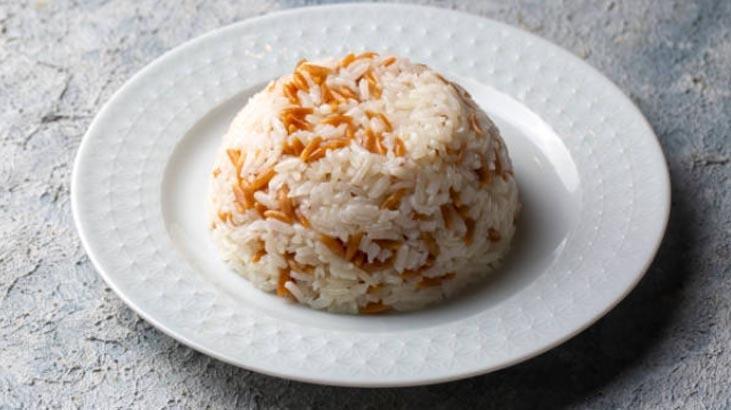 Pilavı tane tane pişirmek için gereken tek malzeme Tereyağı sayesinde lapa olmuyor