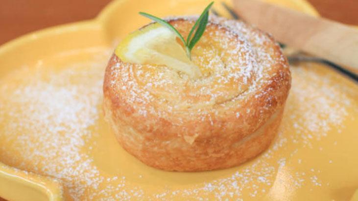 Limonlu kekler tüy kadar hafif olsun Pastacılık efsanesinden basit tüyo
