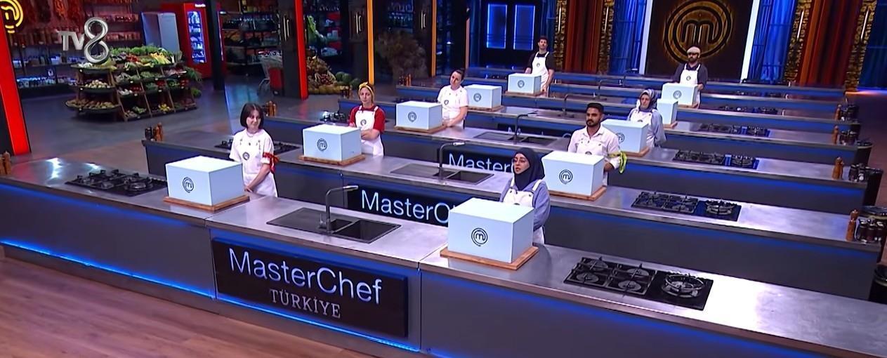 MASTERCHEF ANA KADROYA GİREN 15. YARIŞMACI KİM OLDU