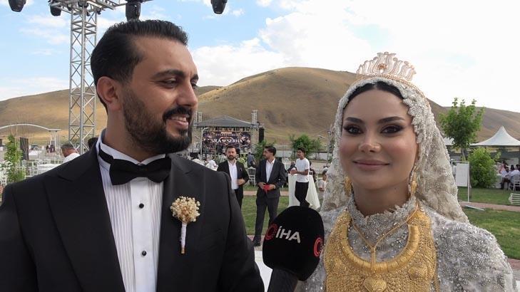 Aşirete gelin gitti, takı töreninde rekor kırıldı Para sayma makinesi kuruldu