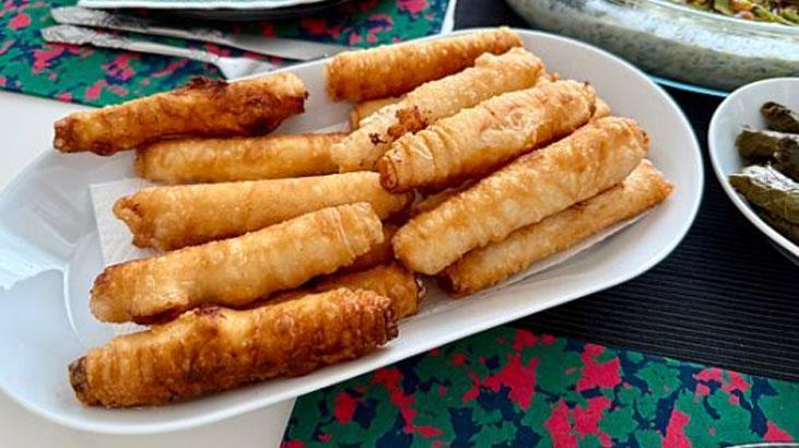 Tek ısırıkta çıtır sesi geliyor Patatesli sigara böreği çay saatlerinin favorisi