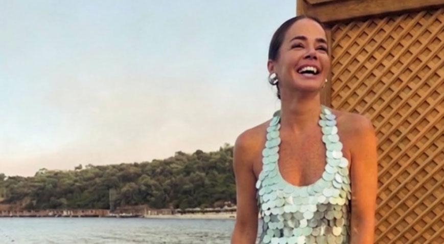 Merve Terimden kalpleri ısıtan hareket: Bir top için denize atladı