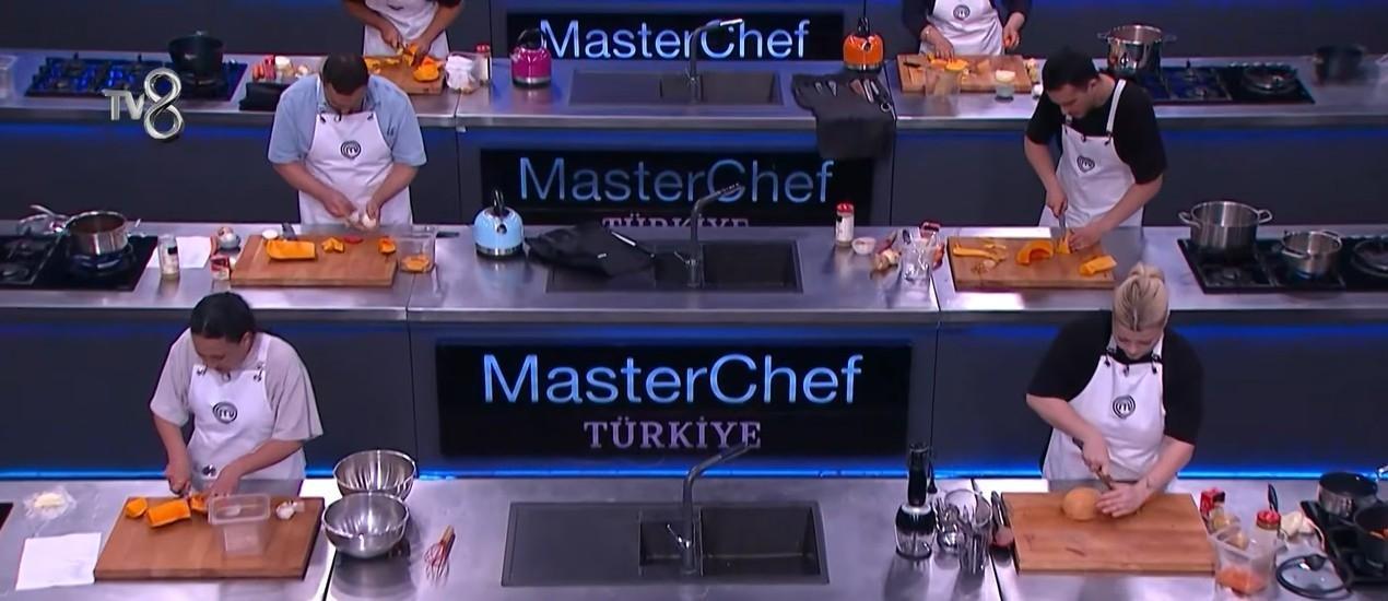 MASTERCHEF ANA KADROYA GİREN 17. İSİM KİM OLDU