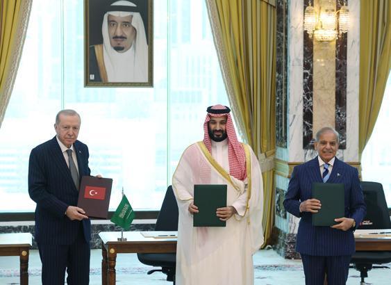 Türkiye, Suudi Arabistan ve Pakistan, Mekke Ortak Savunma Anlaşmasını imzaladı