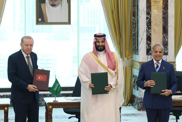 Türkiye, Suudi Arabistan ve Pakistan, Mekke Ortak Savunma Anlaşmasını imzaladı