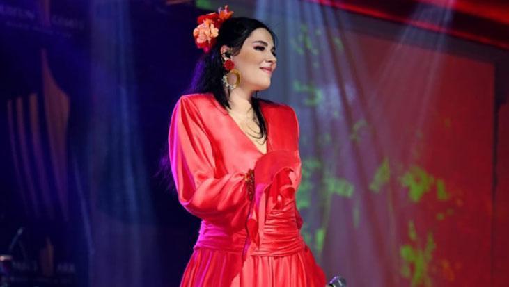 ANNE-OĞULDAN SÜRPRİZ DÜET