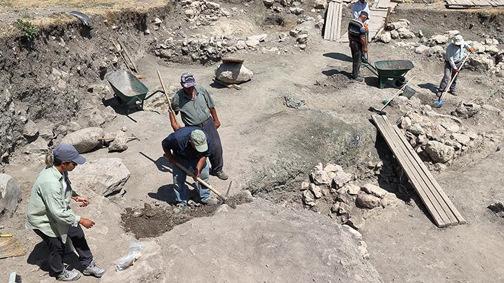 Hattuşanın 8 bin yıllık geçmişini 5 ülkeden 55 bilim insanı araştırıyor