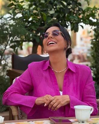 Ebru Gündeş tek cümleyle merak uyandırdı Hayranları yorum yağdırdı