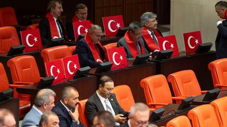 Terörsüz Türkiye yasası kabul edildi TBMMdeki tarihi oturumdan kareler