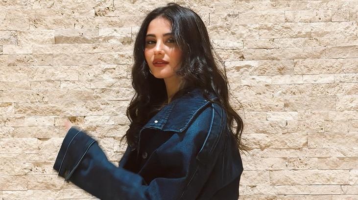 Sürpriz aşk Helin Kandemir ve Dorukhan Toköz çiftinden ilk kare