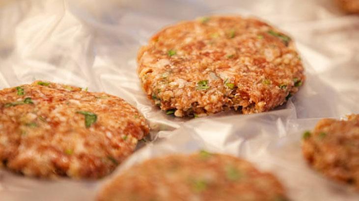 Fast food zincirine meydan okuyan o hamburger köftesi Sırrı sosunda değil