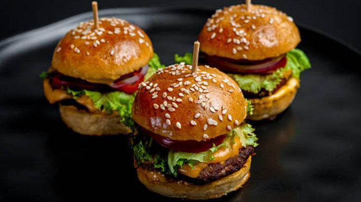 Fast food zincirine meydan okuyan o hamburger köftesi Sırrı sosunda değil