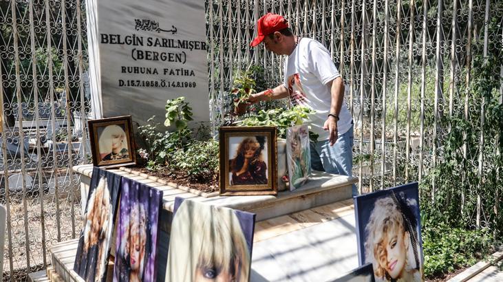 Sevenleri onu unutmadı Bergen, mezarı başında anıldı