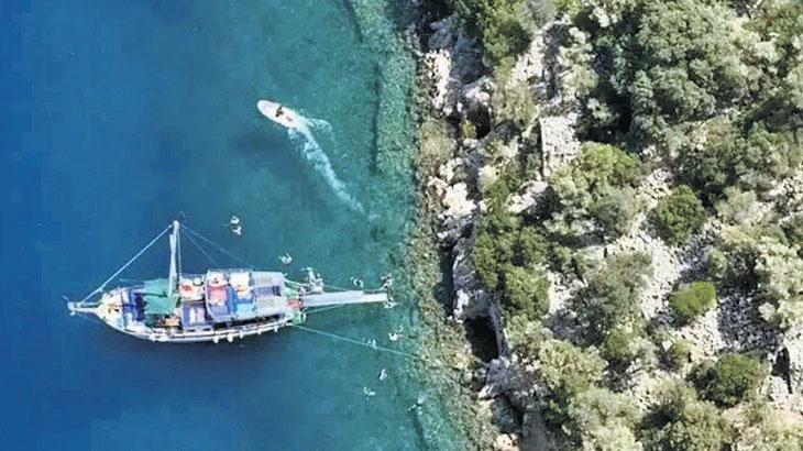 Mavi Vatan hamlesi Atina’da yankı buldu