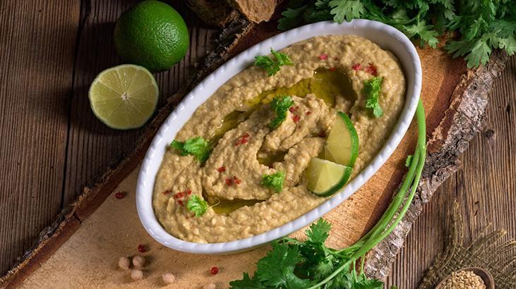 3- Yaklaşık 20 gram protein içeren humus tabağı