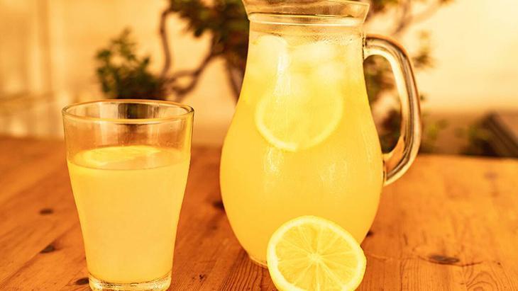 Sıradan limonataları unutun Izgarada karamelize limonata