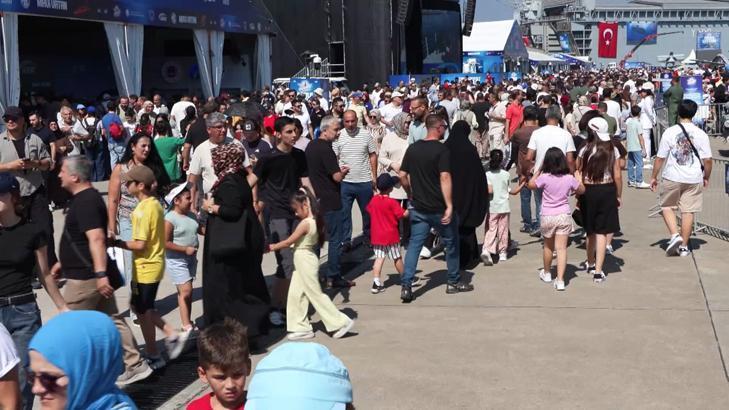 TEKNOFEST Mavi Vatan’da son gün yoğunluğu havadan görüntülendi