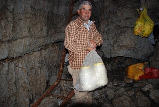 PEYNİRLER SONBAHARDA MANAVGAT PAZARLARINA İNDİRİLİYOR