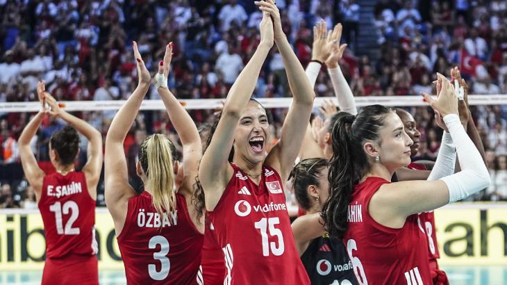 FİLENİN SULTANLARI ALMANYA İLE ÇEYREK FİNAL MAÇINA ÇIKACAK Türkiye - Almanya CEV voleybol maçı ne zaman, saat kaçta, hangi kanalda